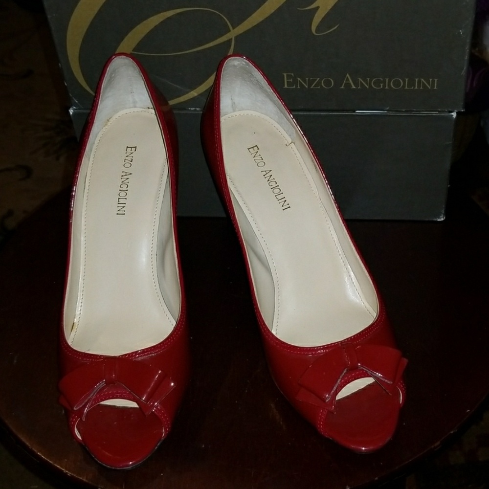 Red Patent Peep Toes Bow Heels "Linzzi" 10